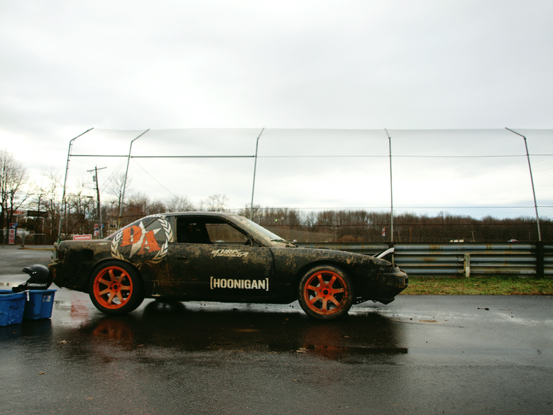Illustration for article titled Why A Formula D Champ Taught Me To Drift, Or Perks Of A Trackside Bar